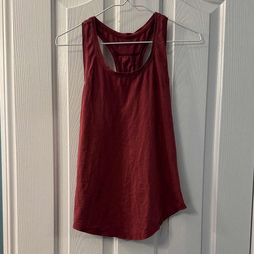 Women's lululemon Burgundy Tank Top